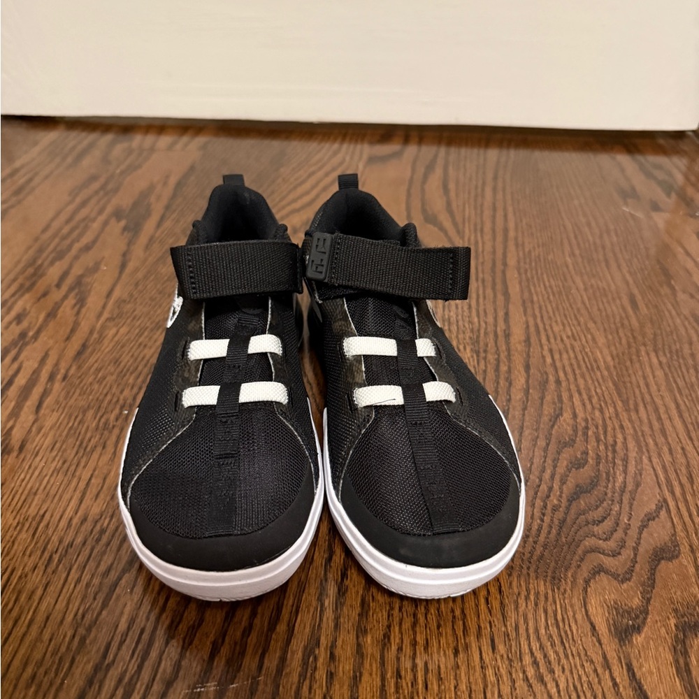 Nike Kids Flytrap 6